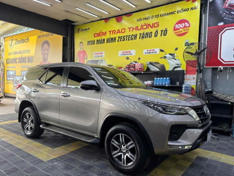 Xe Du Lịch 